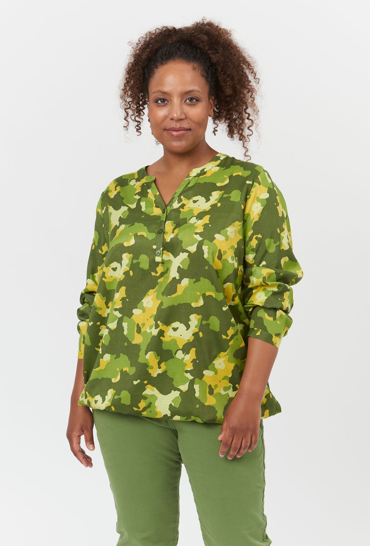 Adia - Bluse - Adbessie - Pine Green - L/50-52