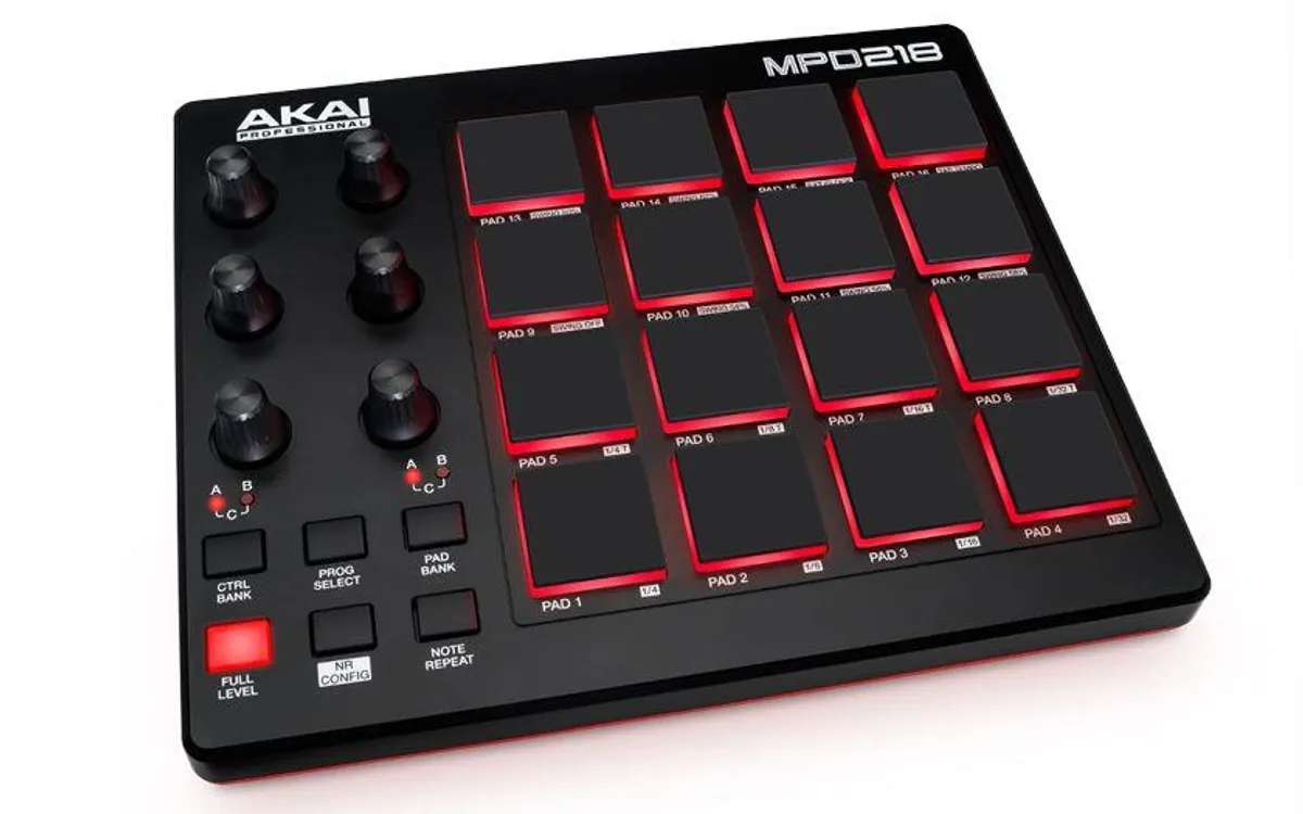 Akai MPD 218 USB-controller