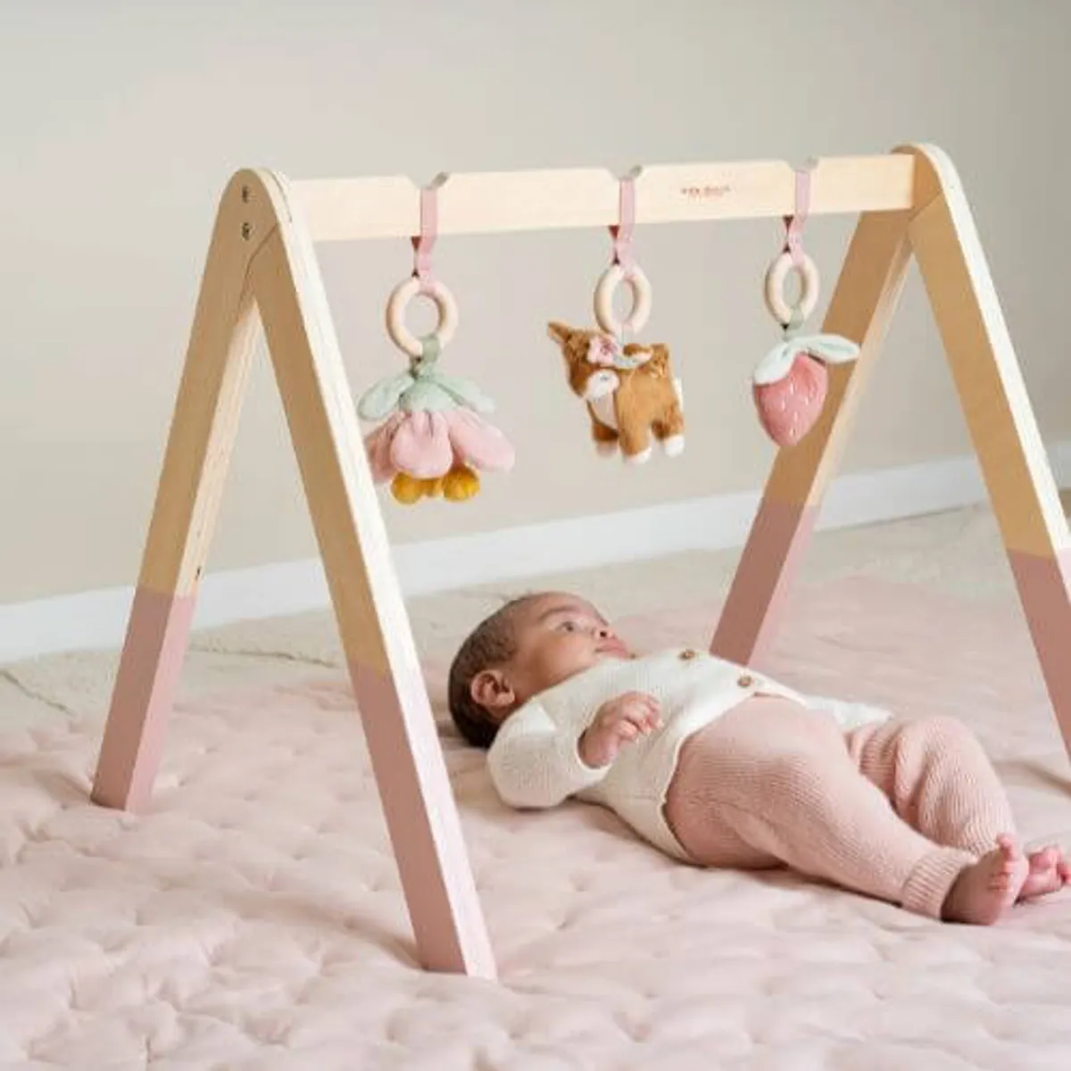 Aktivitetsstativ | Babygym, rosa - Little Dutch