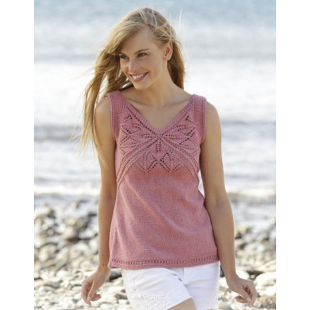 Butterfly Heart Top by DROPS Design - Top Strikkeopskrift str. S - XXX - Small