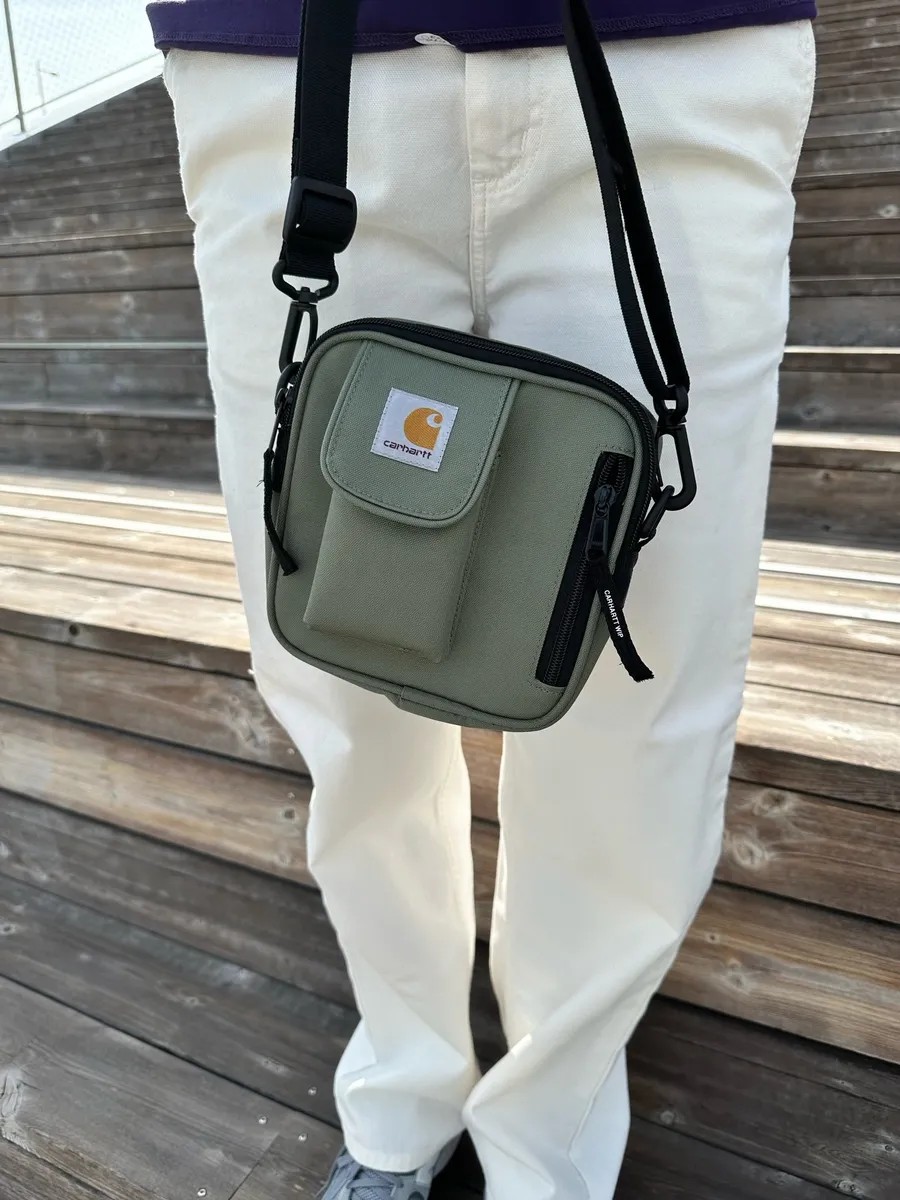 Essentials Bag, Small - Dollar Green - Carhartt WIP - Grøn One Size