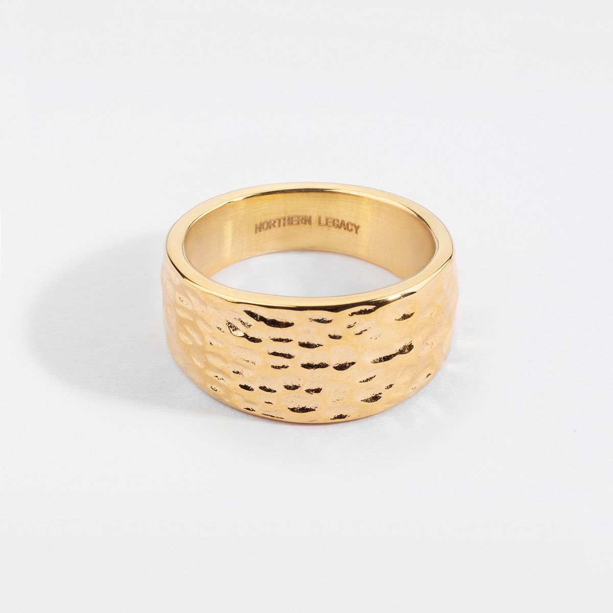 Hammered Signature - Guldtonet ring - Str. 11 - Herre - Northern Legacy