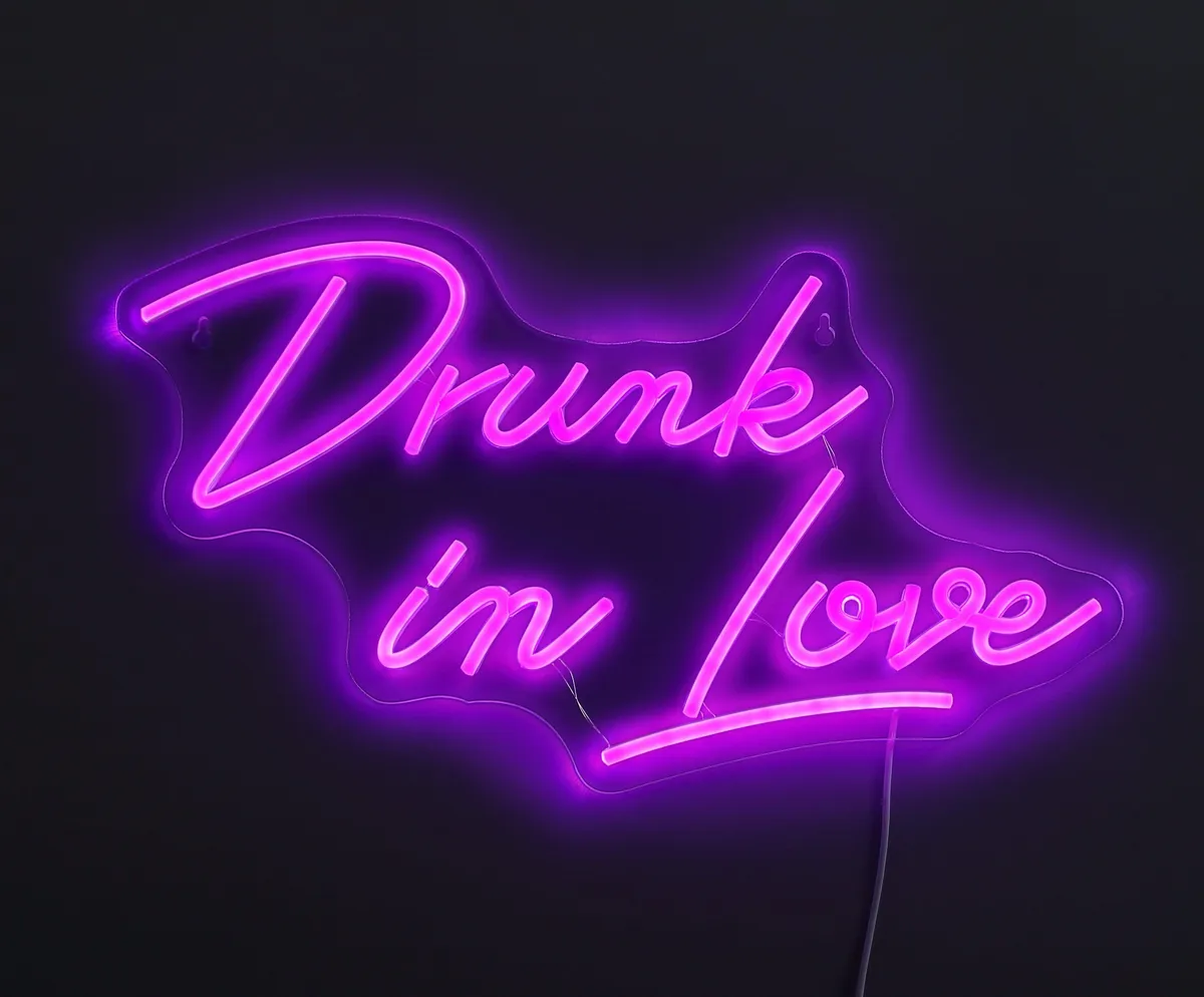 Lightish Drunk In Love Neon Væglampe