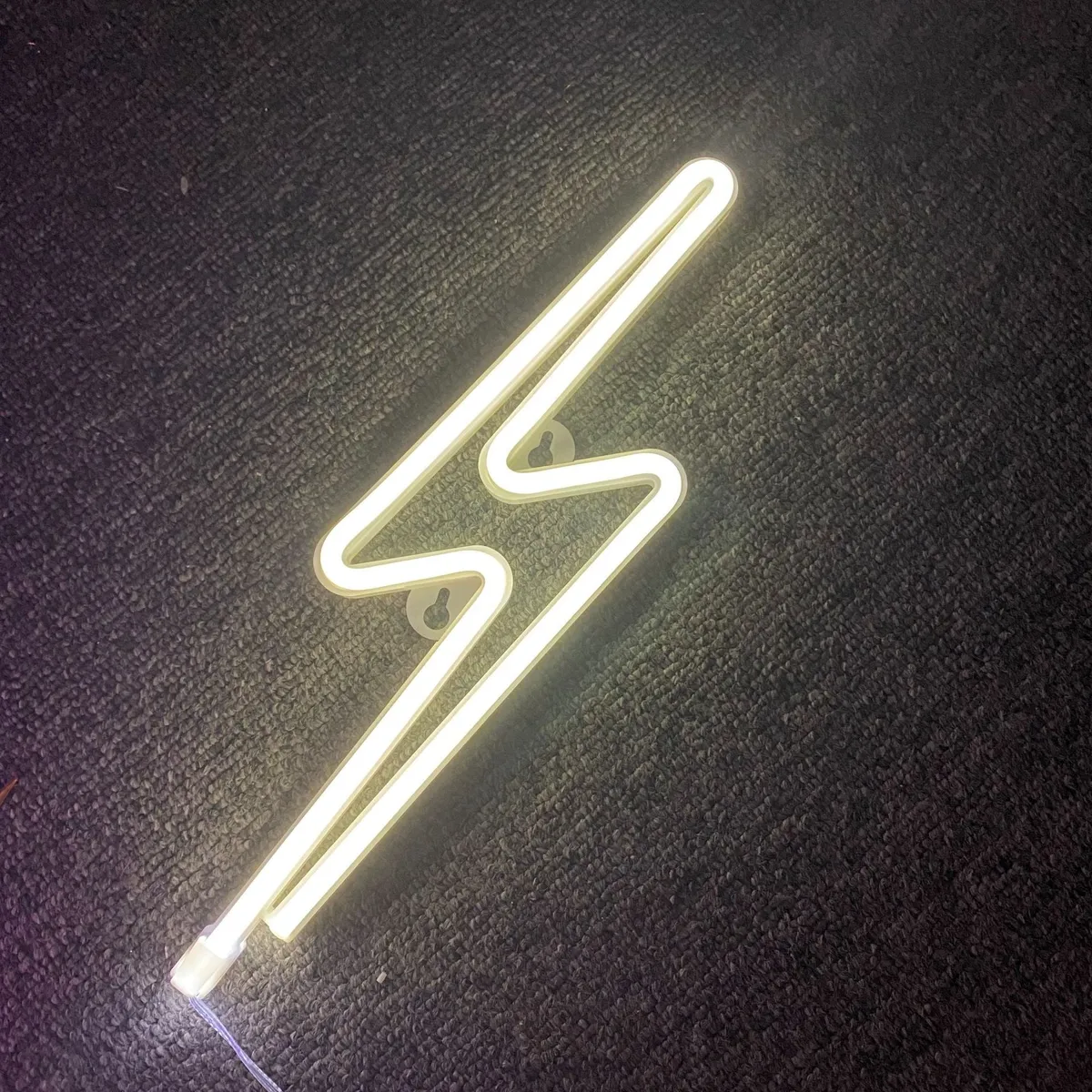 Lightning Bolt Neon LED Lampe Varm Hvid