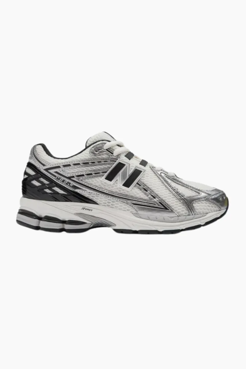 M1906RER - Silver Metallic/Black - New Balance - Grå 38 1/2