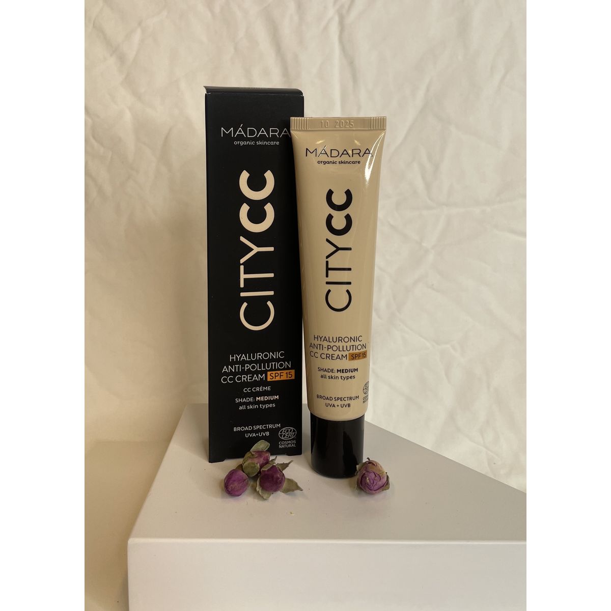 MADARA CITY CC Hyaluronic Anti-pollution CC cream SPF 15, MEDIUM