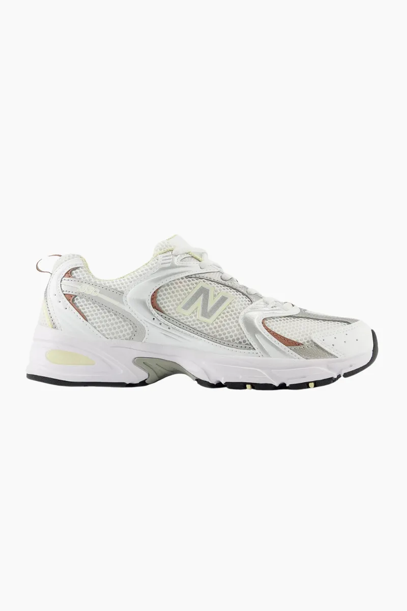 MR530SGA - White/Silver Metalic - New Balance - Sølv 37