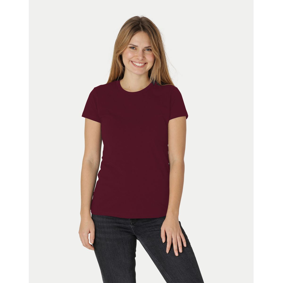 Neutral Dame Fitted T-Shirt Bordeaux