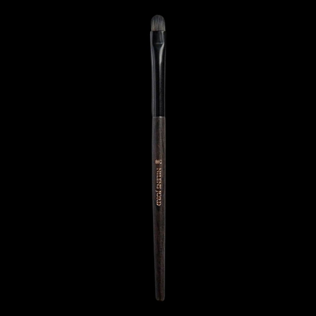 Nilens Jord Pure Collection Small Eye Shadow Brush 880