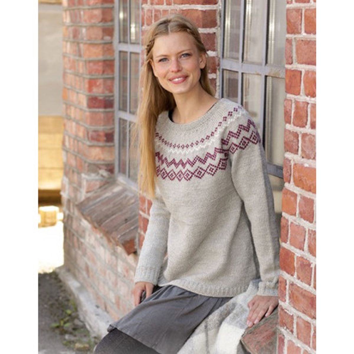 Old Mill Pullover by DROPS Design - Bluse Strikkeopskrift str. S - XXX - Medium