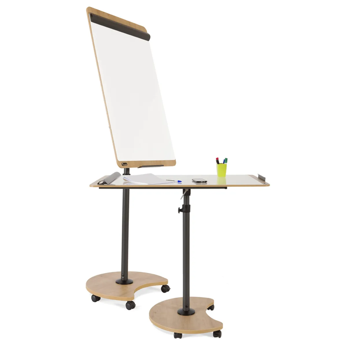 Rocada Natur mobil flipchart whiteboard og bord i et