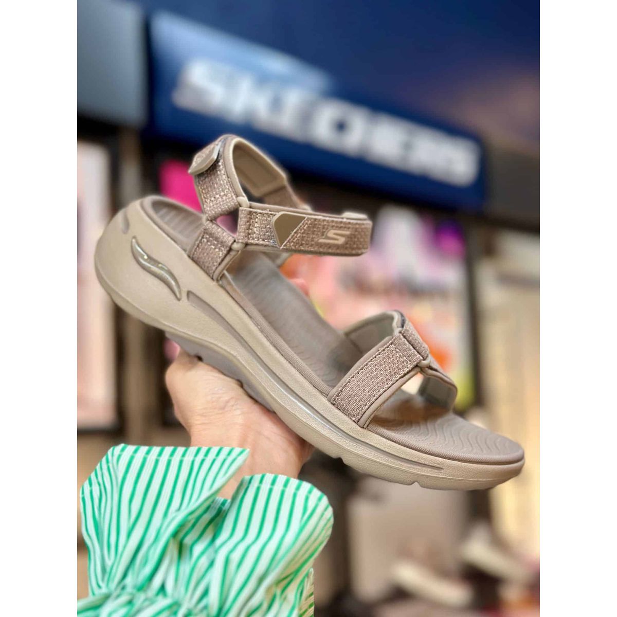 SKECHERS, Dame, GO WALK Arch Fit - Cruise Around - Dark Taupe 38