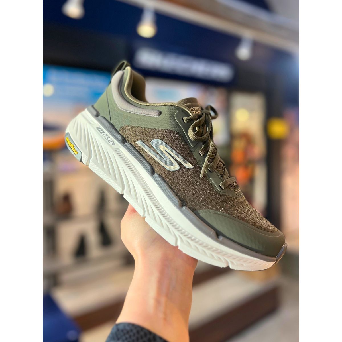 Skechers, HERRE, Max Cushioning Premier 2.0 - Orlando, Olive 41