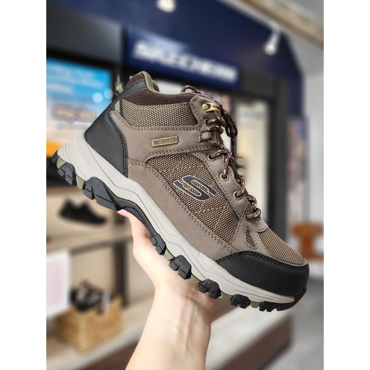 SKECHERS, Relaxed Fit: Selmen Melano - Waterproof - Chocolate 41