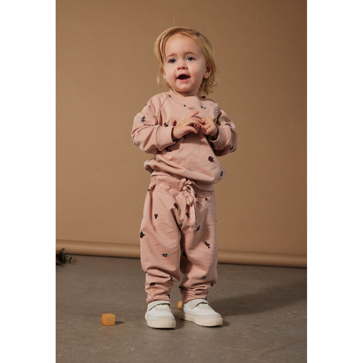 The New Siblings Sweatpants Dovie - Rose - 56 cm