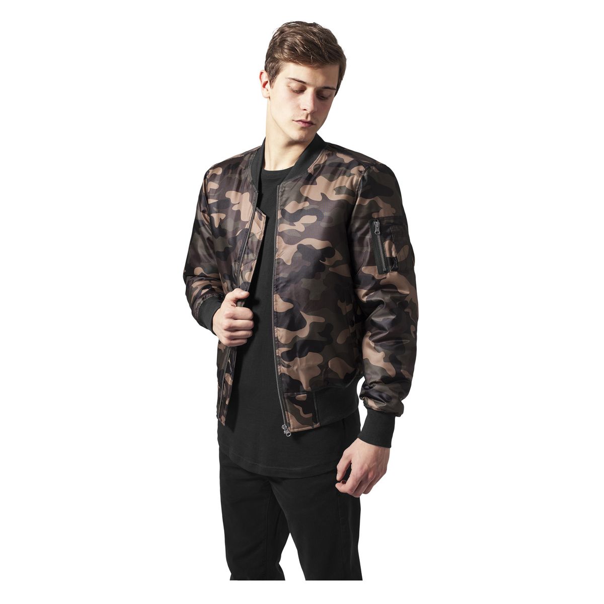 Urban Classics Bomberjakke i Camouflage Woodland