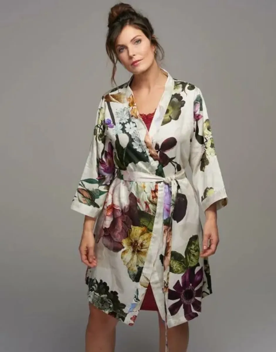 XL Fleur Kimono ECRU 100% Cotton Satin