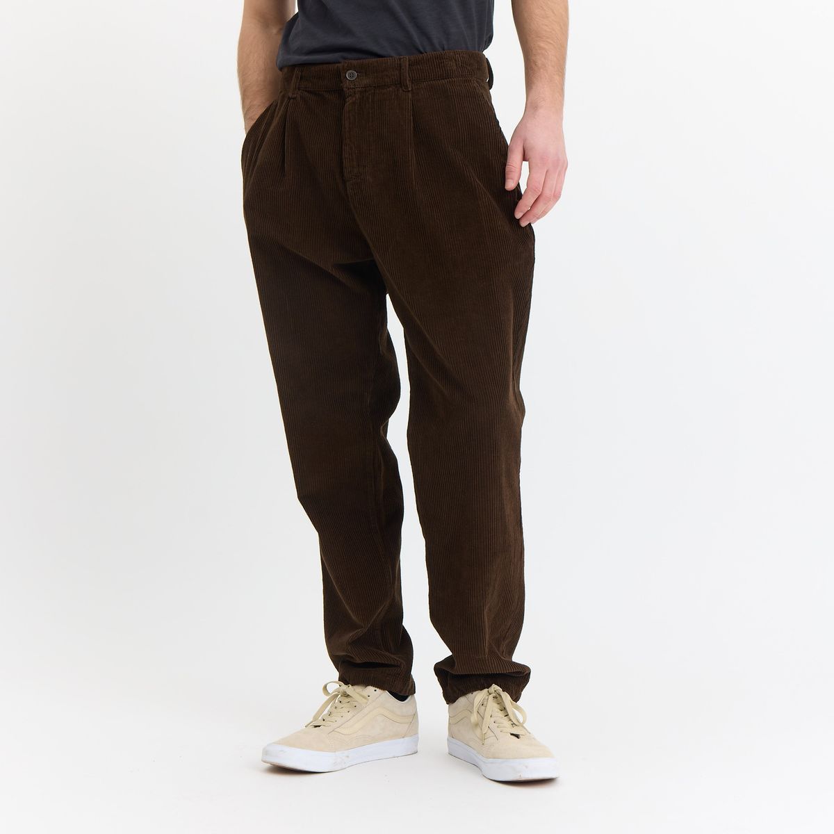 Buster Corduroy Pants - L