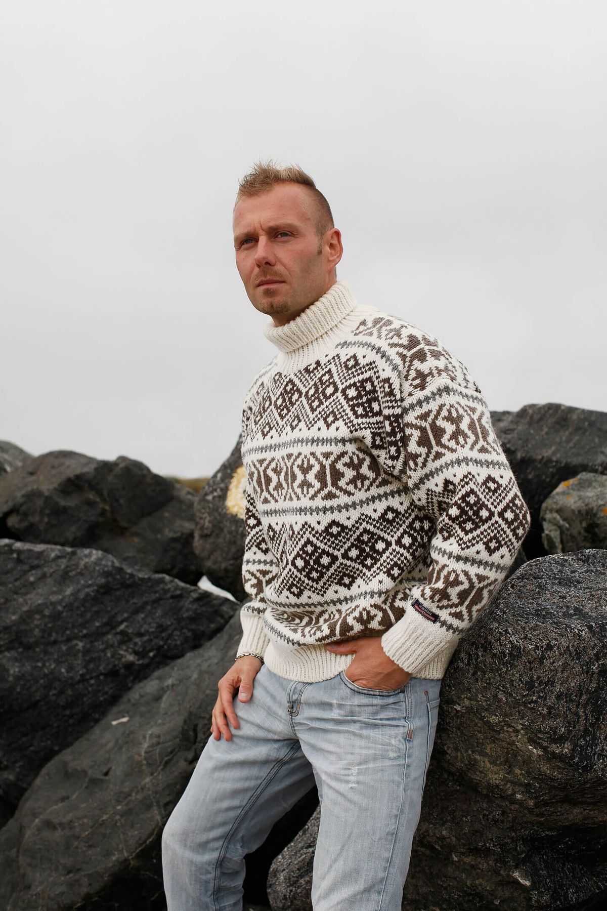 Charm - Islænder Sweater Af 100% Ren Uld - Hvid/Brun