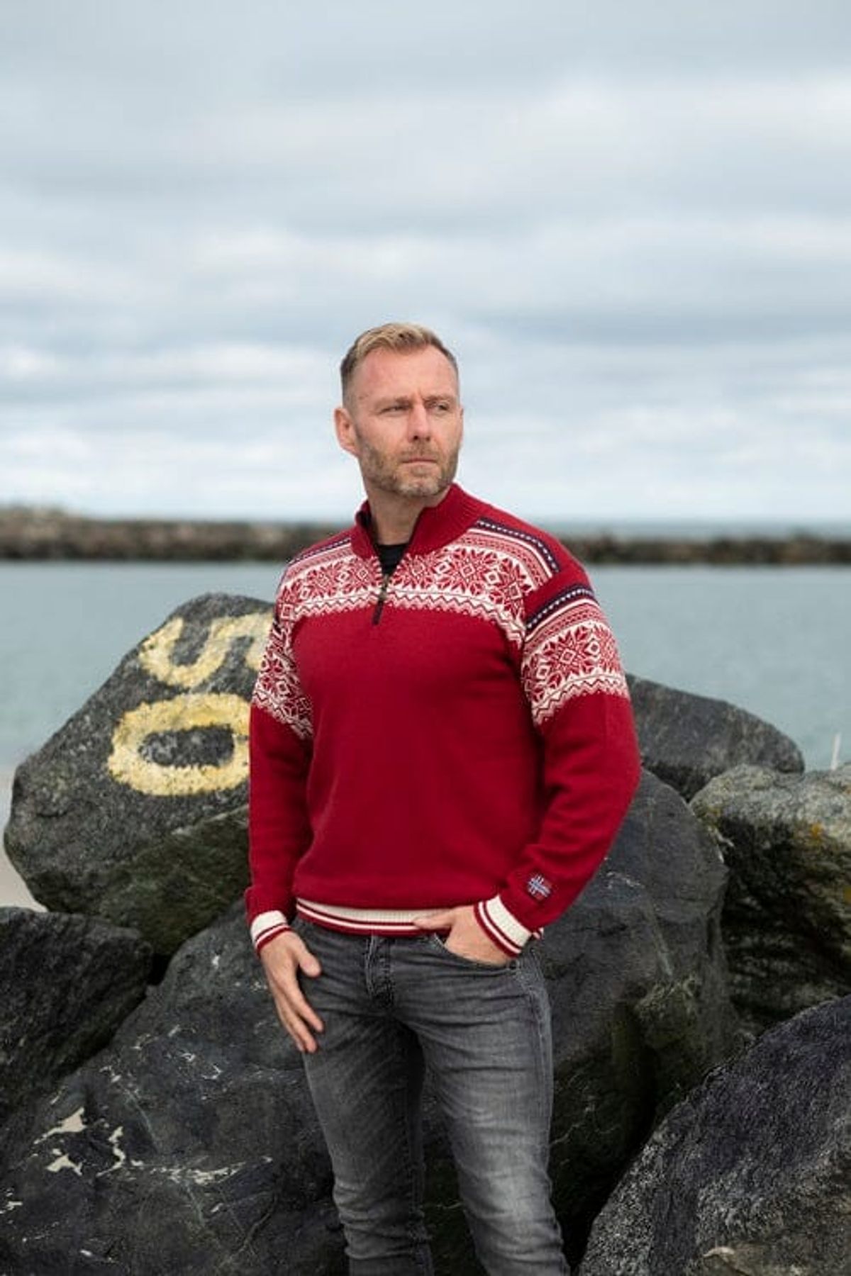 Charm - Norsk Sweater 100% Merinoulds Kamgarn - Rød