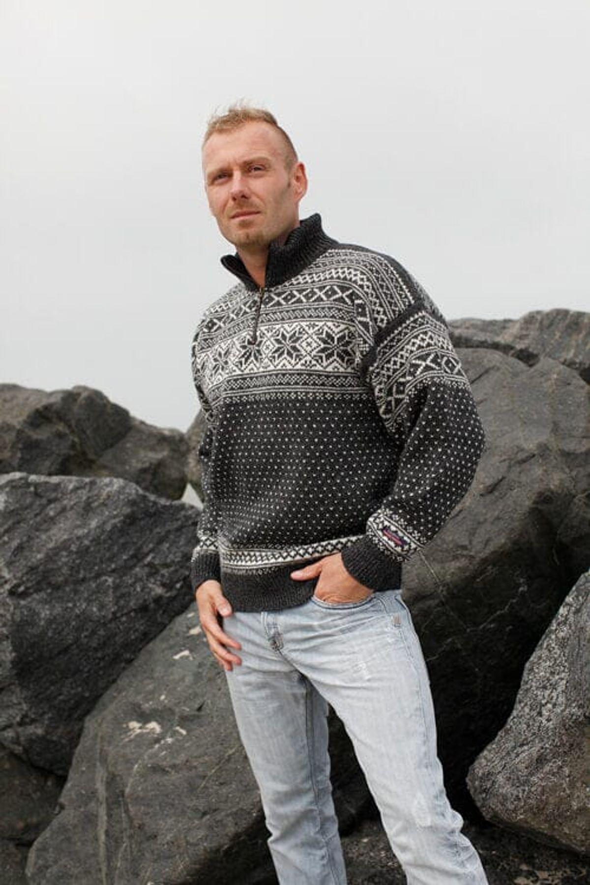 Charm - Norsk Sweater 100% Ren Ny Uld - Koks Grå