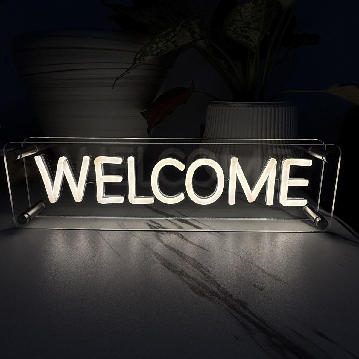 Lightish Welcome Led Neon Box Bordlampe