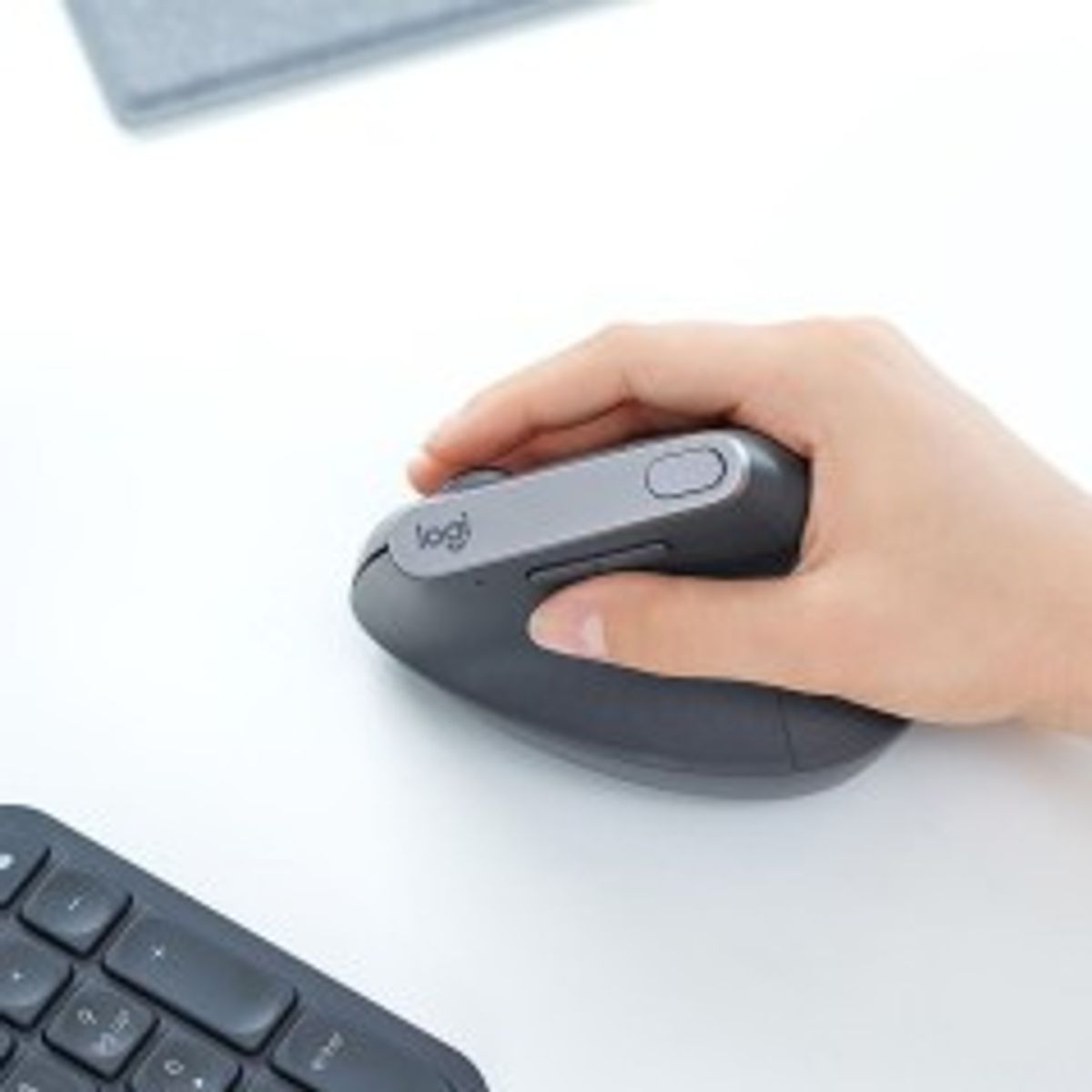 Logitech MX Vertical Optisk Trådløs Kabling Sort