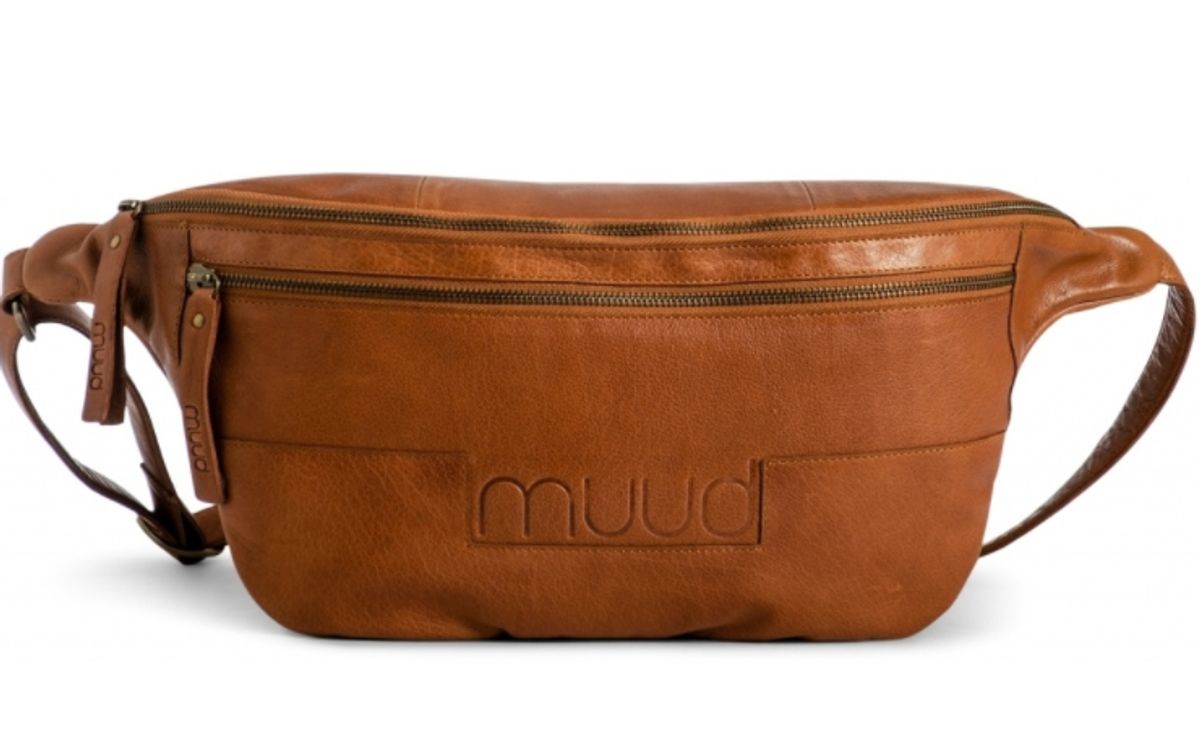 muud Vegas XL oversized bumbag, læder, whisky