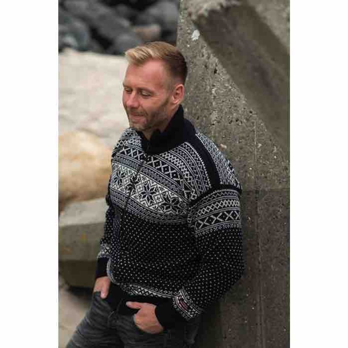 Wool Of Scandinavia Strik Cardigan