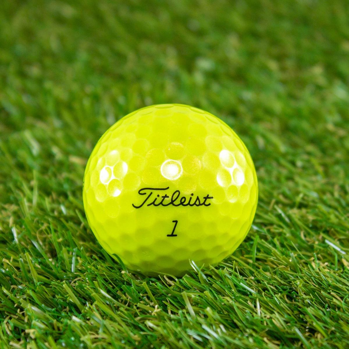 Titleist NXT TOUR Gul Herre Søbolde - Grade B