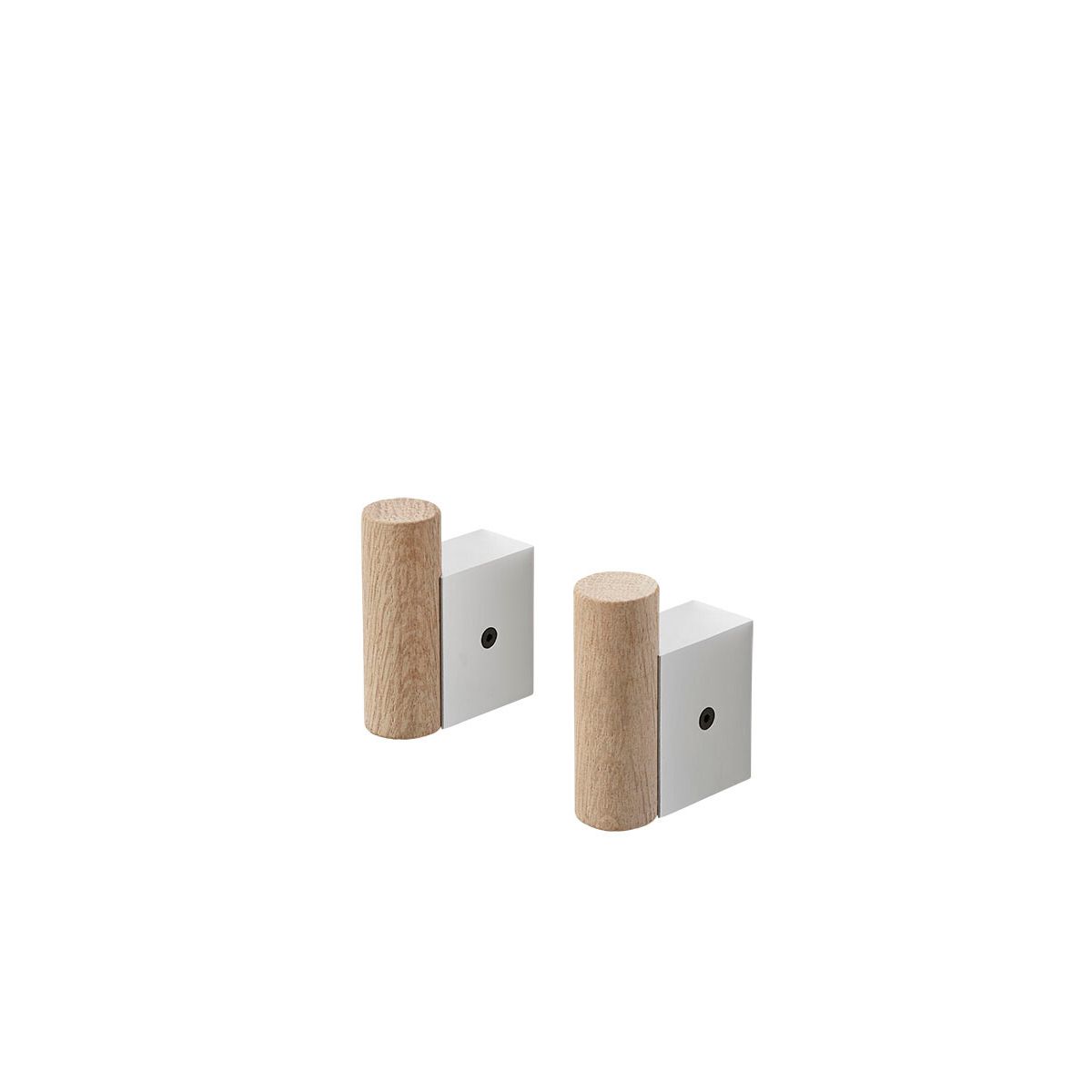 Attach Coat Hooks, 2 stk. fra Muuto (Aluminium / oak)