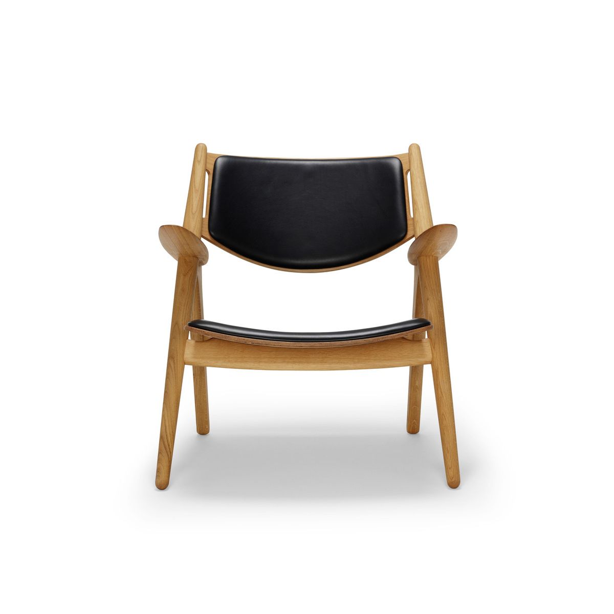 CH28 af Hans J. Wegner (Olie, Eg/valnød/lædergruppe A)