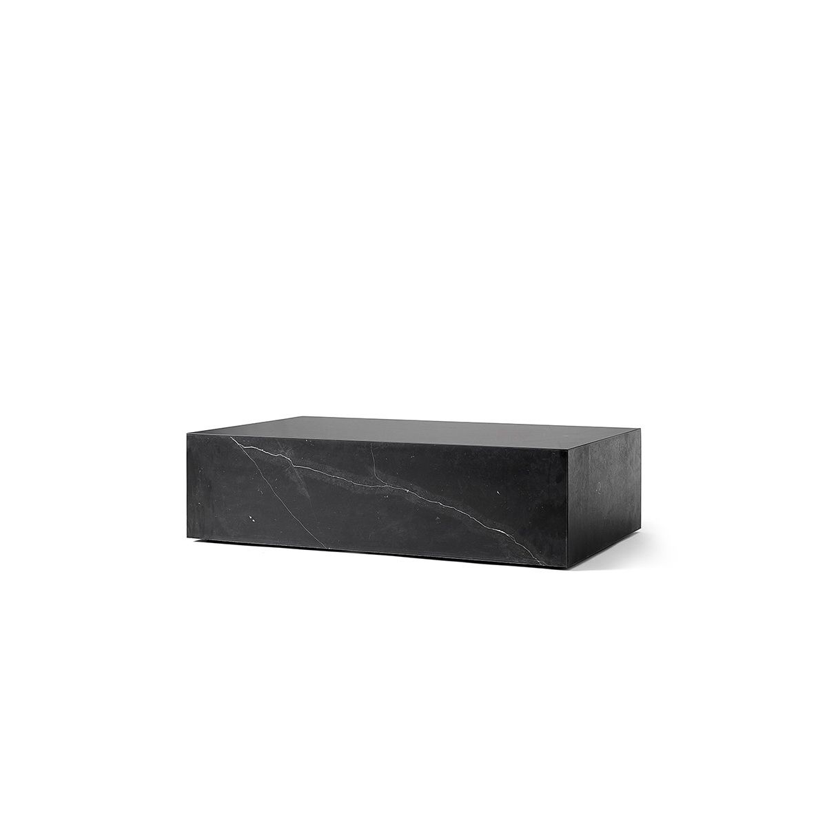 Plinth Low Black Nero Marquina marmor fra Audo Copenhagen (Black, Nero Marquina marmor)