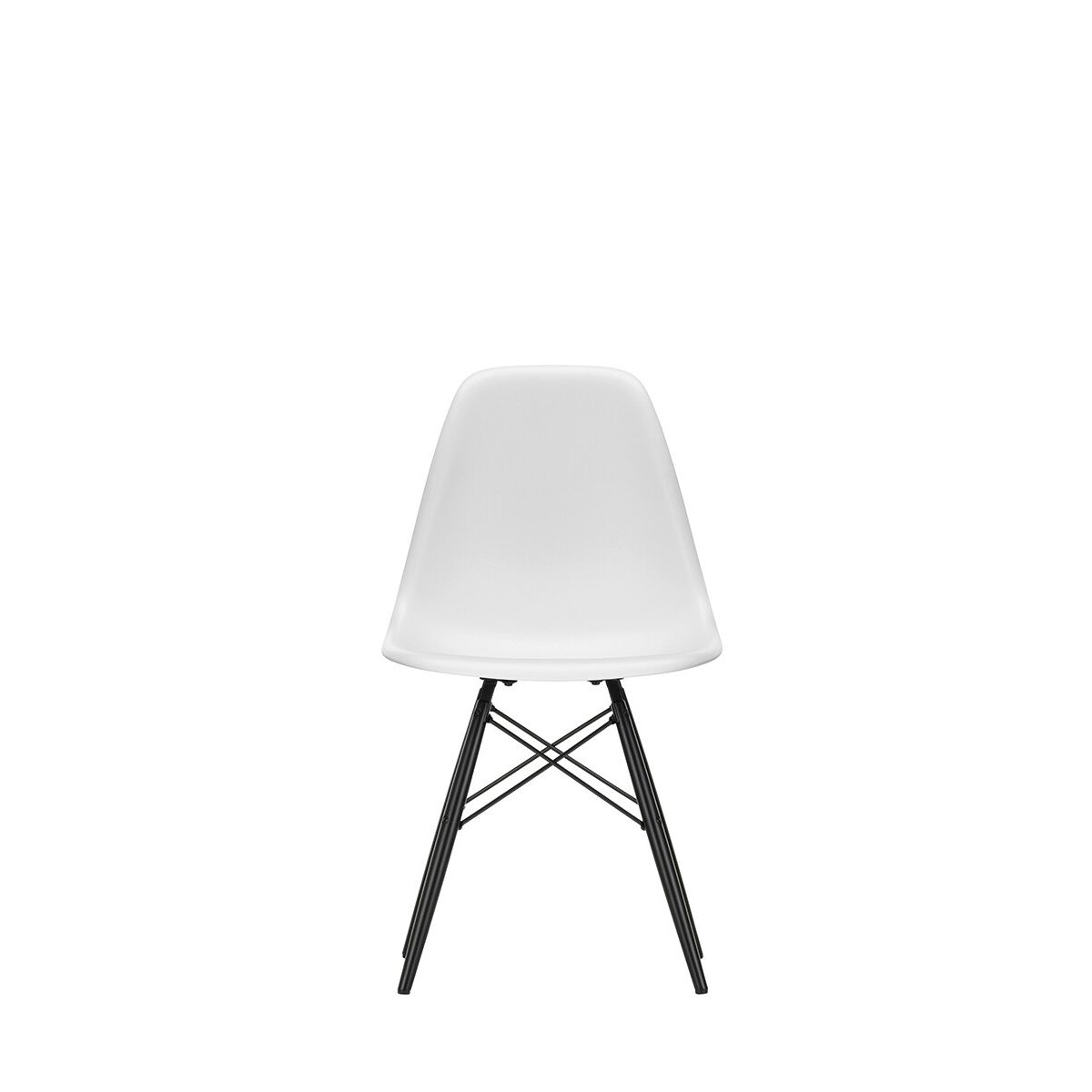 Eames Plastic Side Chair DSW, sortlakeret ahorntræ fra Vitra (White)