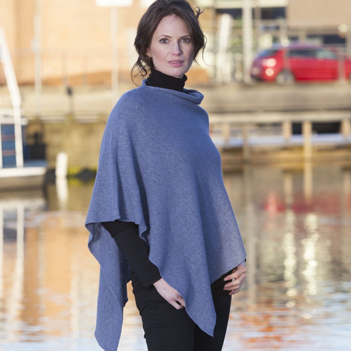 Gorridsen Design - Minerva Poncho