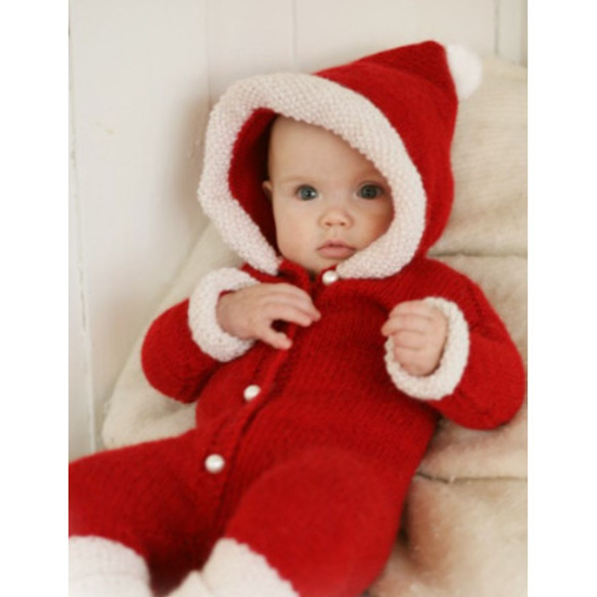 My First Christmas by DROPS Design - Baby Juledragt Strikkeopskrift st - 1/3 mdr