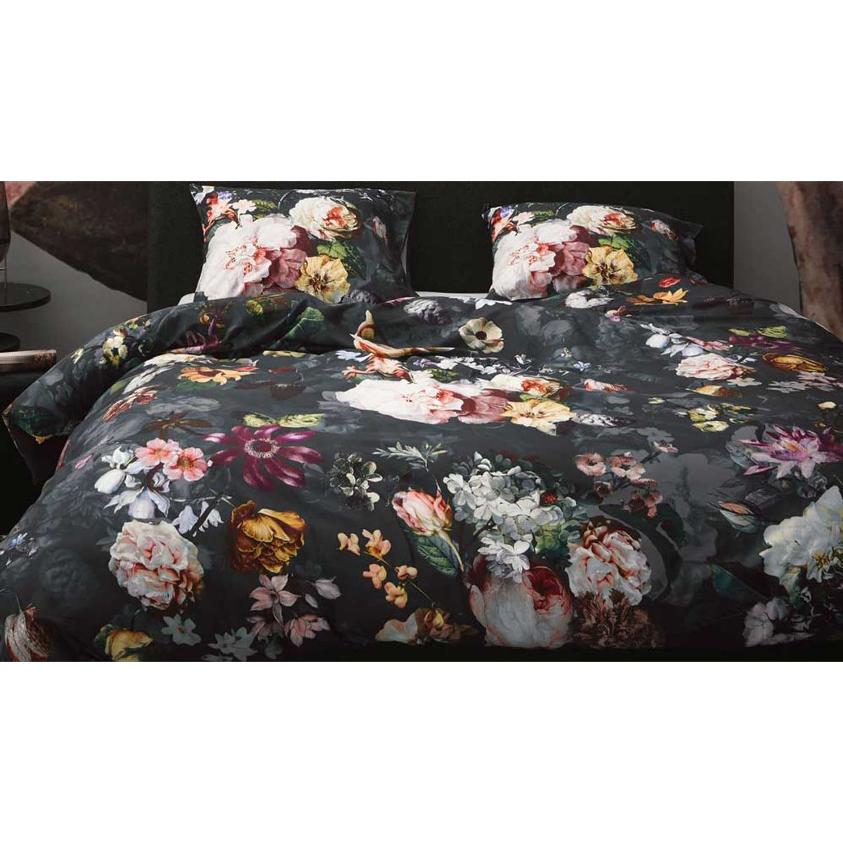 Essenza sengetøj Fleur Nightblue - 140 x 220 + 60 x 63