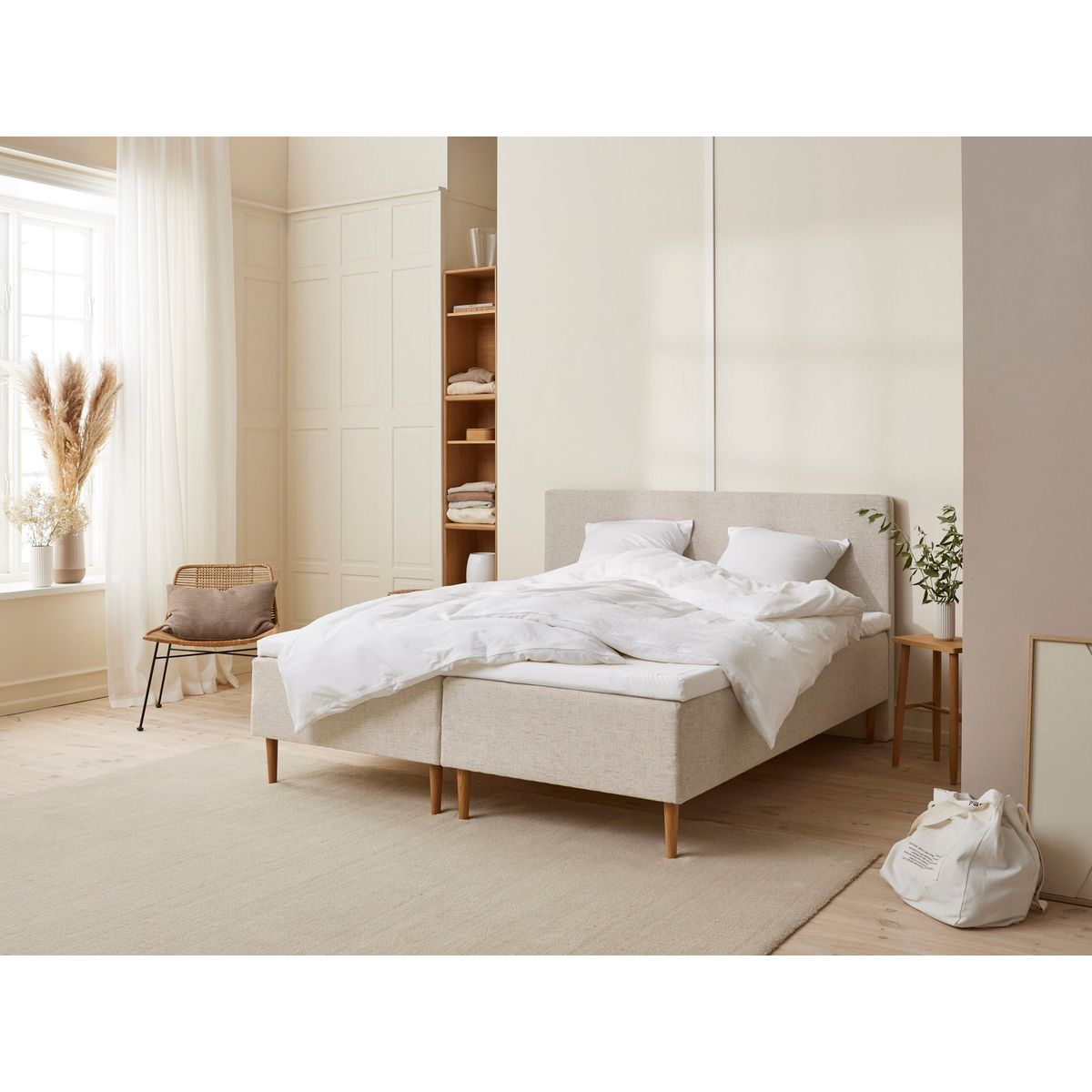 Monark - Trykaflastende | Boxmadras (Sand) 180x210 cm.