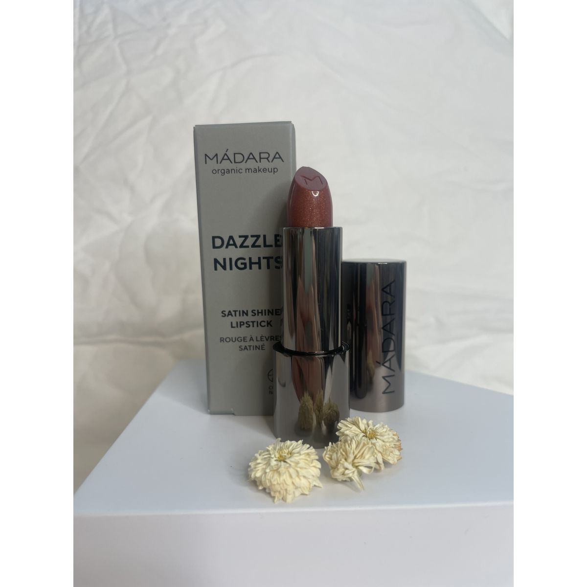 MADARA DAZZLE NIGHTS Satin Shine Lipstick, #507 RUST