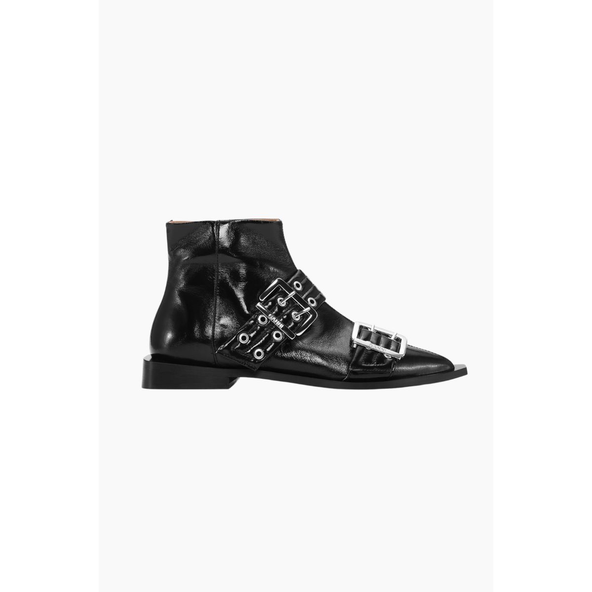 Feminine Buckle Flat Boot Naplack S2650 - Black - GANNI - Sort 40