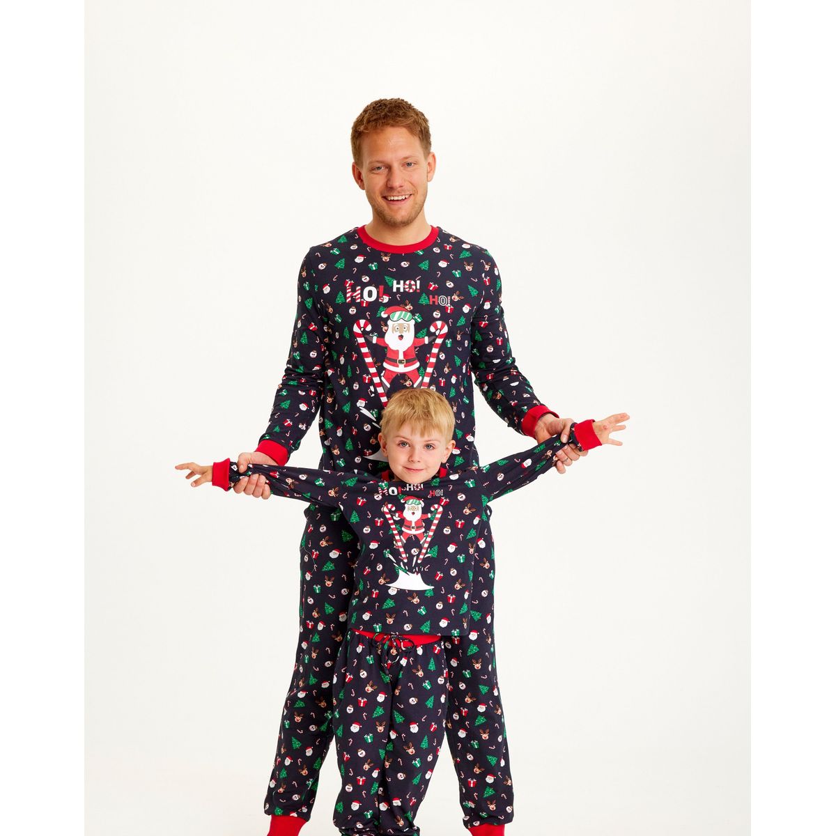 Årets julepyjamas: Flying Santa Pyjamas - Børn.