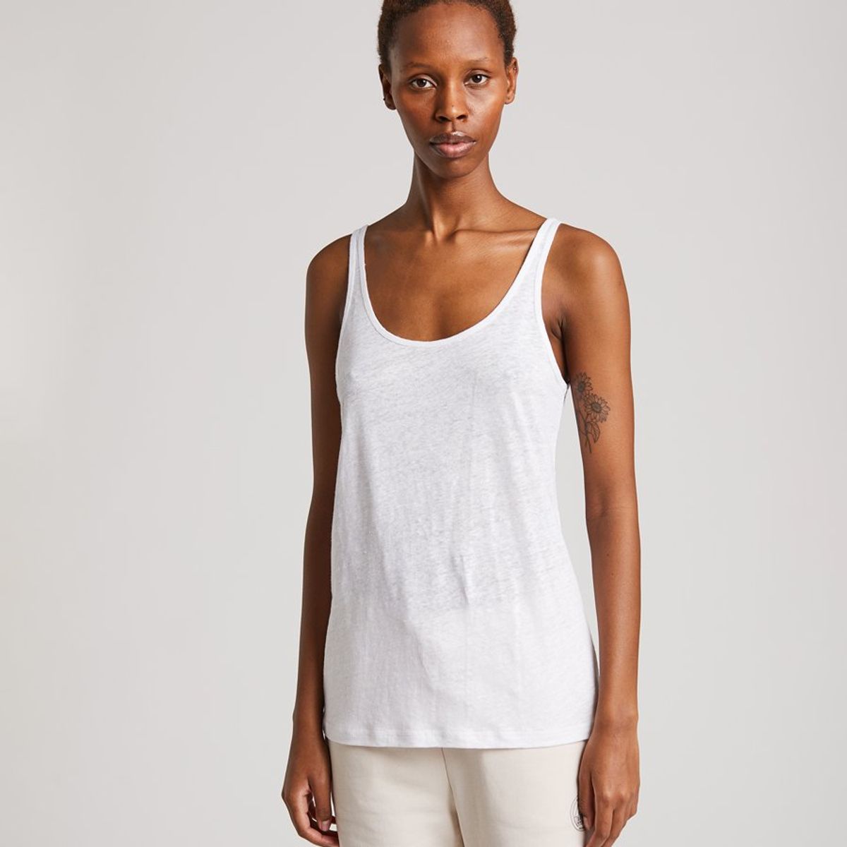 Synne S'less Linen Top white - XL