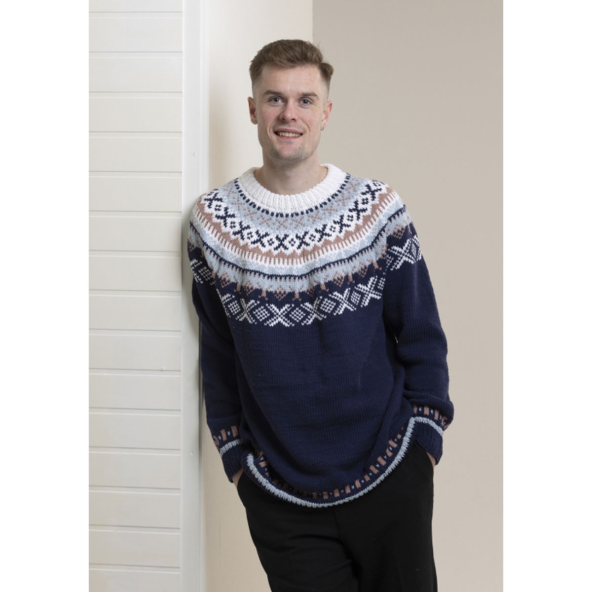 "Apal" genser- Viking Design 2315-1A Kit - XS-XXL - Viking Vår, fra Viking