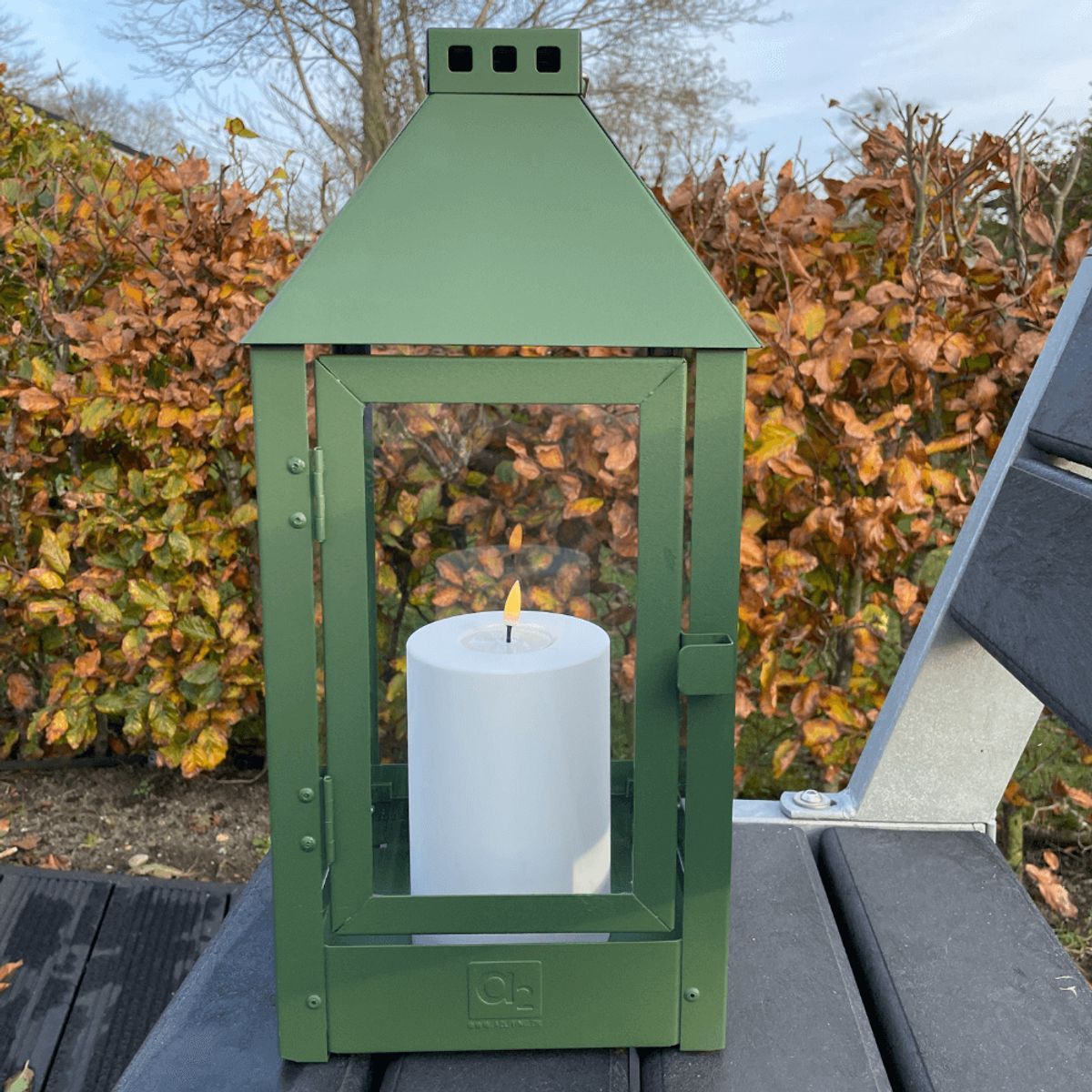 A2 Living lanterne olivengrøn midi. Outdoor DeluxeHomeart LED lys